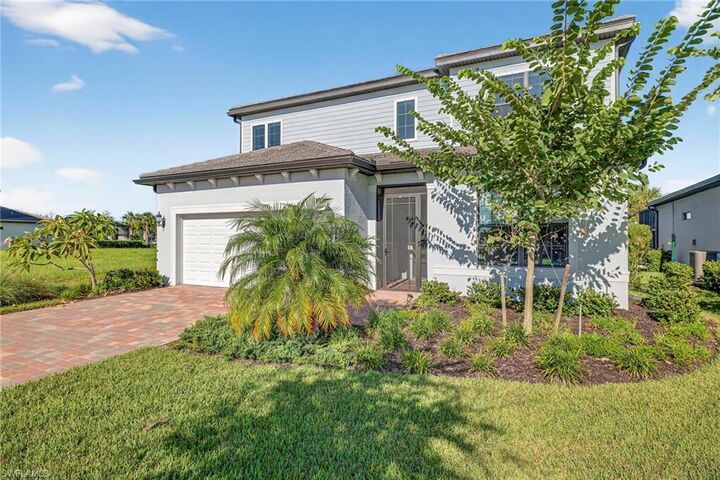 Property Photo: 4351 Washington Pl FL 34142