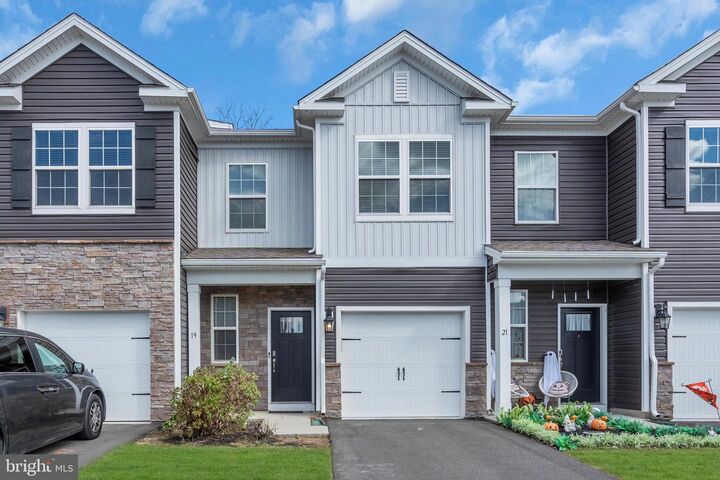 19 Katherine Drive  Burlington NJ 08016 photo