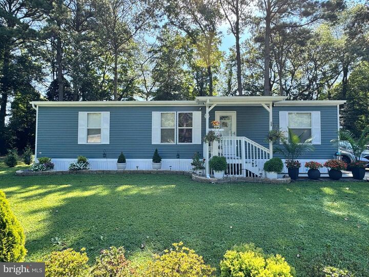 Property Photo: 25709 Palmetto Street DE 19973