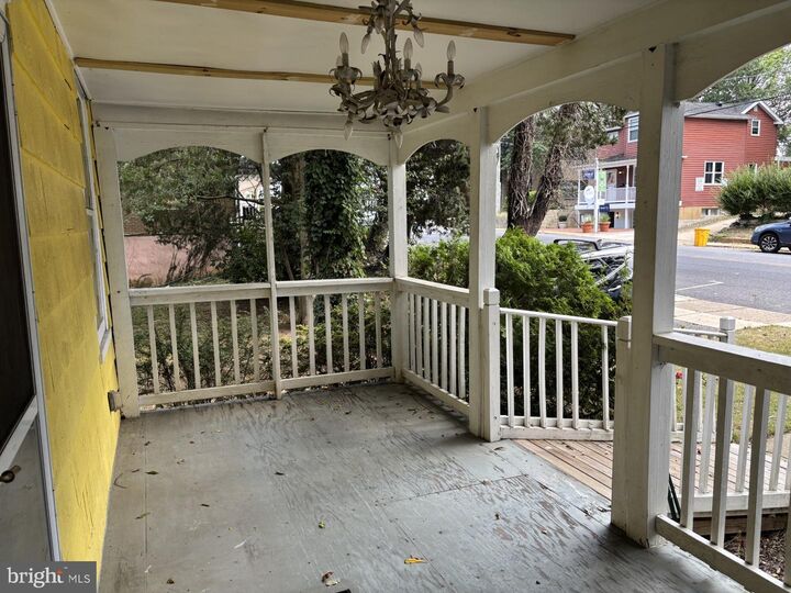Property Photo:  10 Annapolis Street  MD 21401 