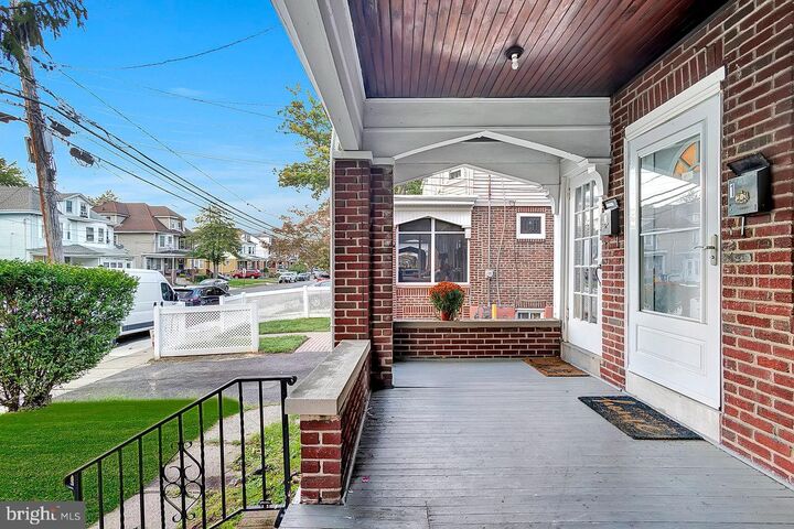 Property Photo:  330 Hillcrest Avenue  NJ 08618 