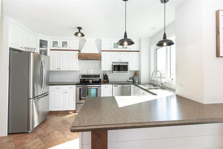 Property Photo:  29003 11 Road North  MB R0A 1P0 