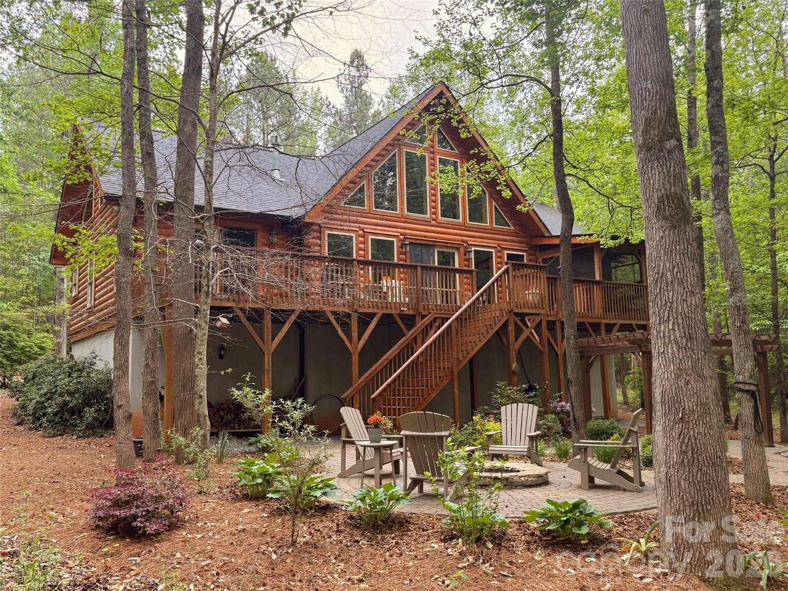 Property Photo: 650 McDowell Road NC 28722