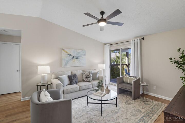 Property Photo:  533 Aspen Glen Drive  OH 45244 