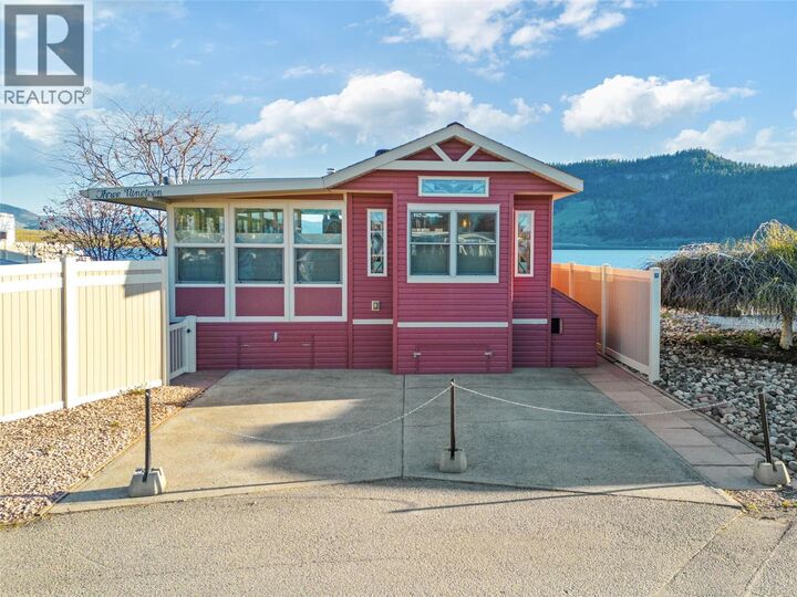 Property Photo:  415 Commonwealth Road 319  BC V4V 1P4 