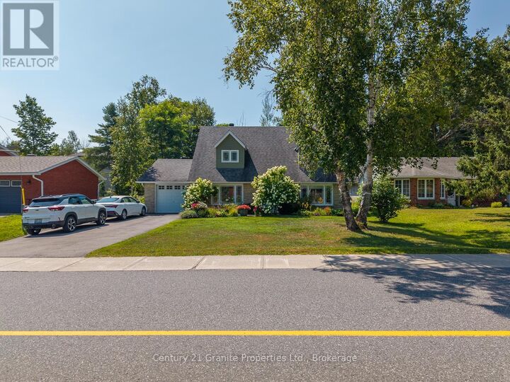 Photo de la propriété:  7 Tudhope Street  ON P2A 2H9 