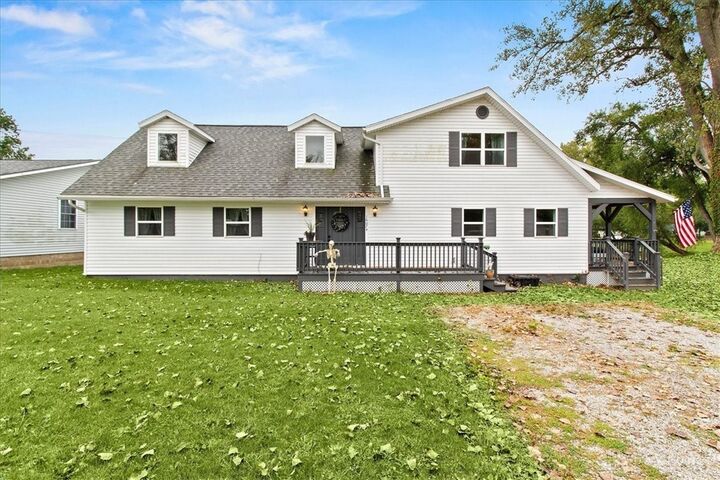 Property Photo:  16074 Buckeye Avenue  OH 43310 