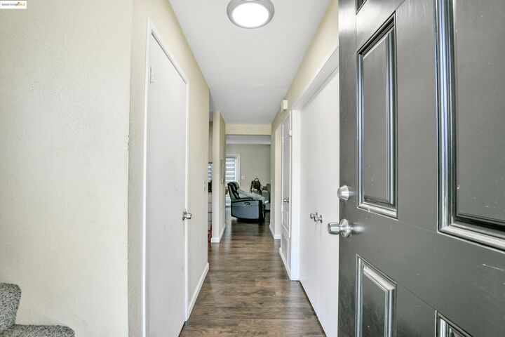 Property Photo:  137 Rainier Ln  CA 94509 