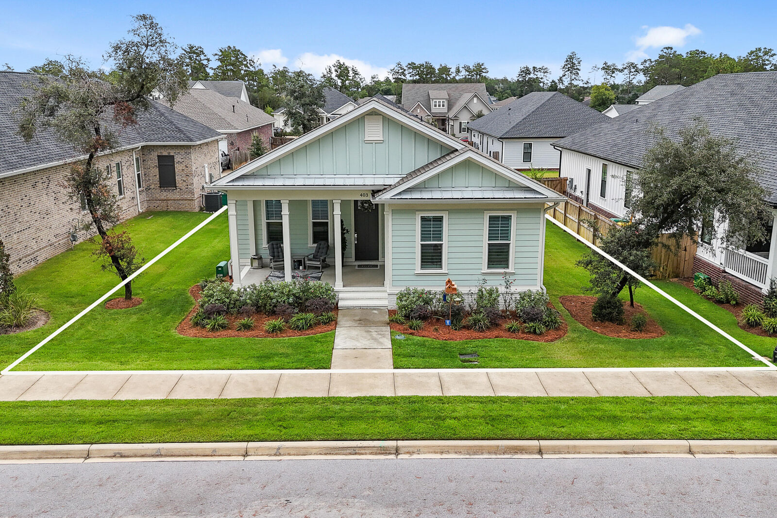 Property Photo: 403 Sweetgrass Lane FL 32578