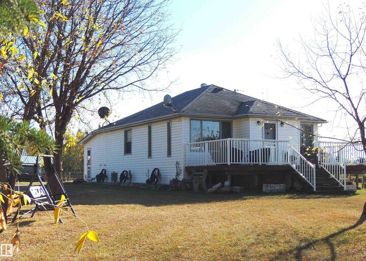 23005 Twp Road 572  Rural Sturgeon County AB T0A 1N5 photo