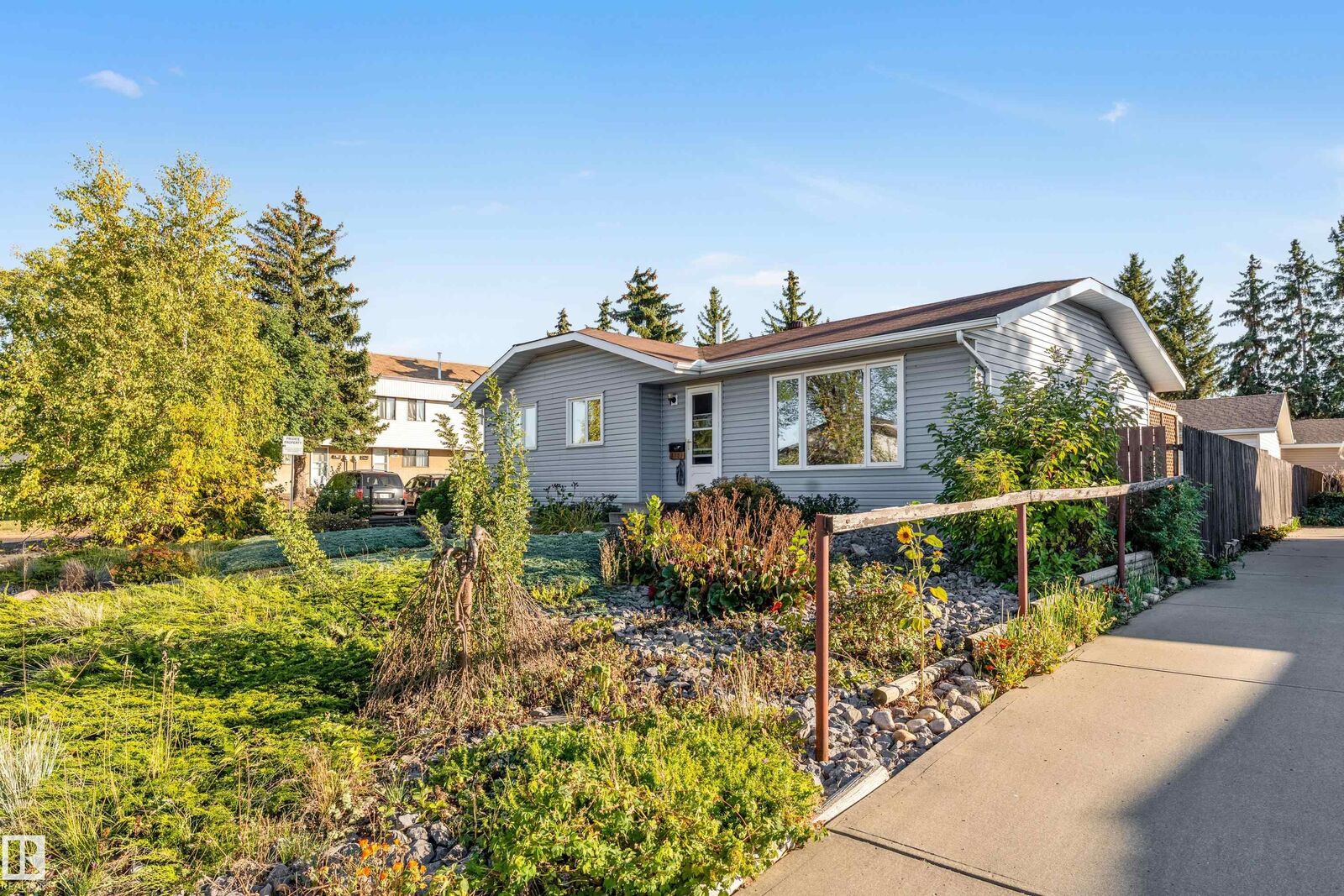 Property Photo: 8103 14 Avenue NW AB T6K 1X3