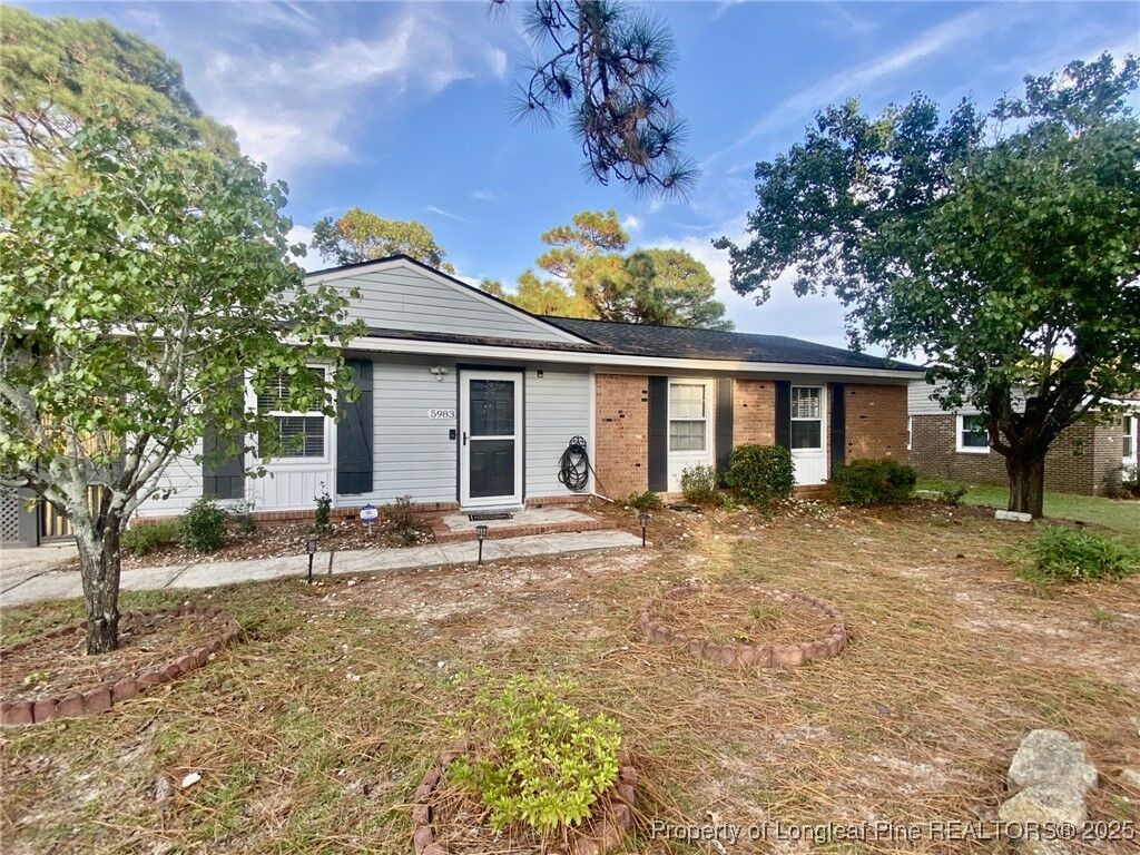 Property Photo:  5983 Richfield Avenue  NC 28348 