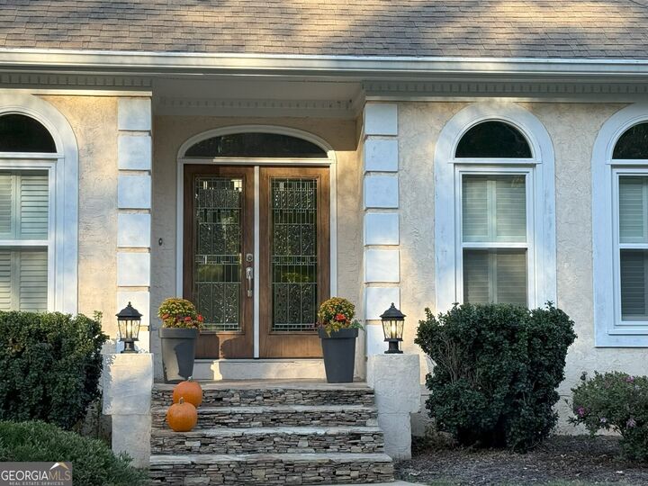 Property Photo:  110 Kylemore Pass  GA 30290 