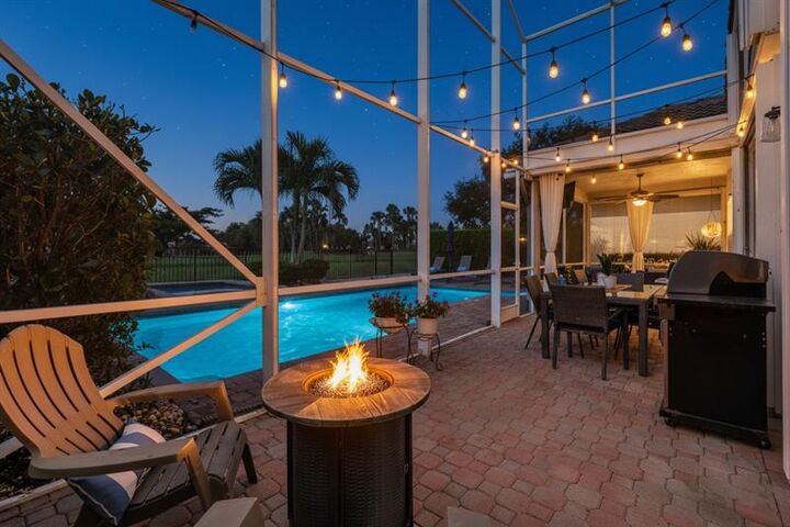 Property Photo:  7676 N Monarch Ct  FL 33446 