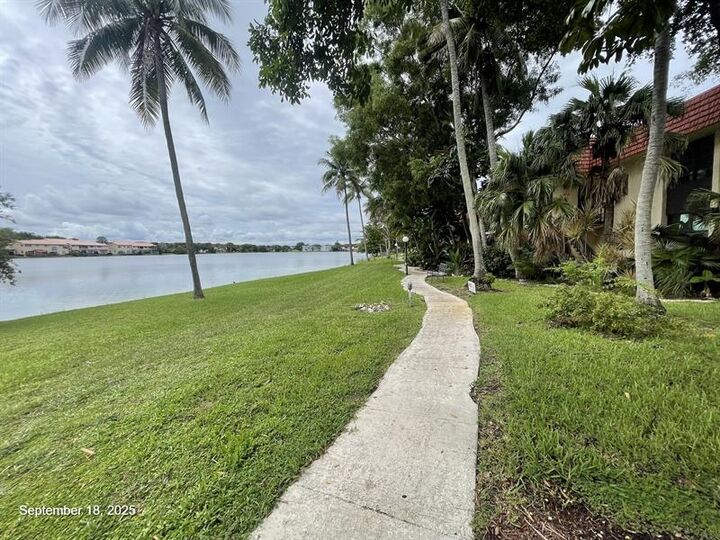 Property Photo: 840 NE 199th St 208B FL 33179