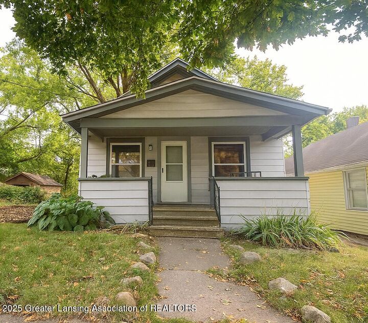 129 S Francis Avenue  Lansing MI 48912 photo