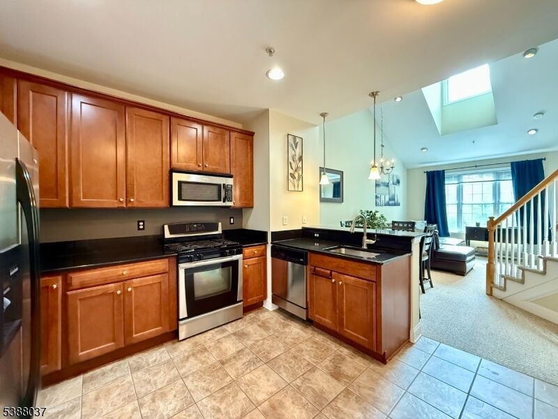 Property Photo: 6402 Brookhaven Ct 6402 NJ 07457