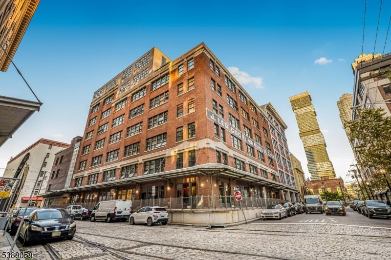 Property Photo:  140 Bay St 2F  NJ 07302