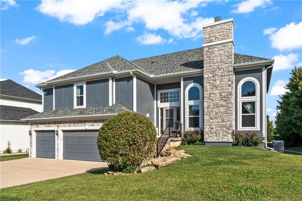 Property Photo: 21510 W 121st Street KS 66061