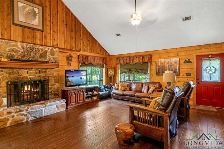 Property Photo: 1227 County Road 165 TX 75669