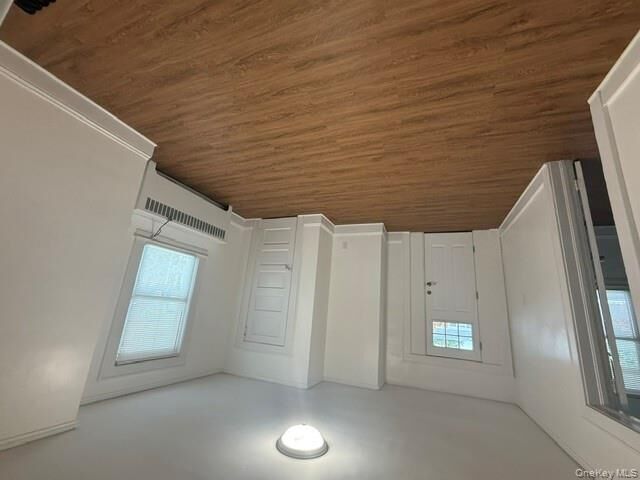 Property Photo:  97 Inwood Avenue 2nd Floor  NY 10573 