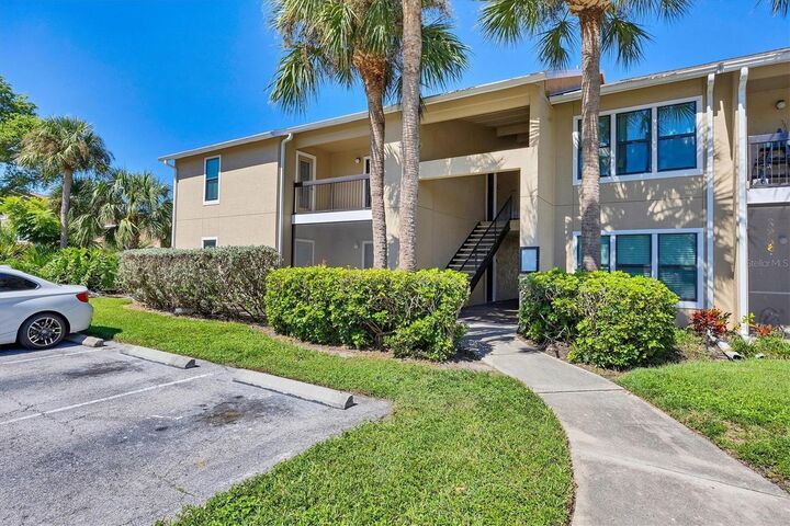 4008 Crockers Lake Boulevard 11  Sarasota FL 34238 photo