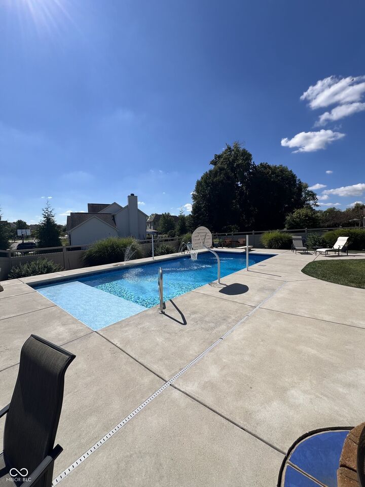 Property Photo: 6121 Pine Bluff Drive IN 46123