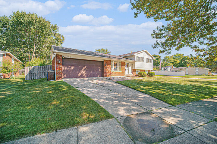 Property Photo:  8843 Nottingham Drive  MI 48198 