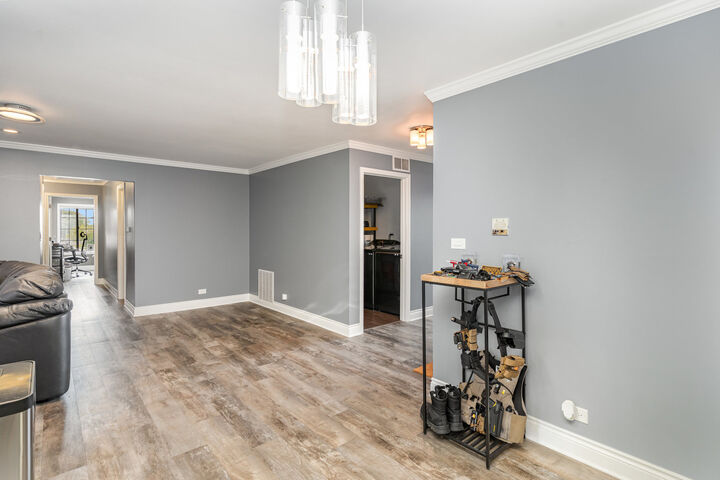 Property Photo:  9148 Clairmont Court 9148  IL 60462 