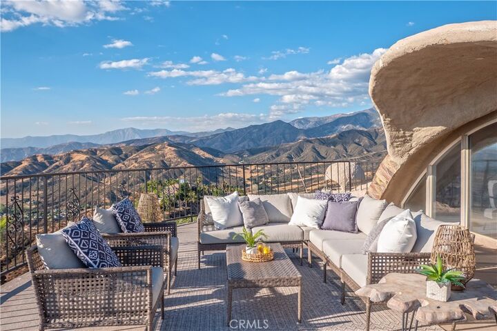Property Photo:  13600 Diamond Point Drive 1  CA 92399 