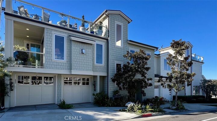 720 1/2 Poinsettia Ave  Corona Del Mar CA 92625 photo