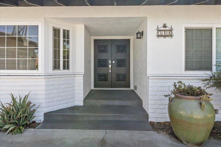 Property Photo:  318 La Jolla Circle  CA 93901 