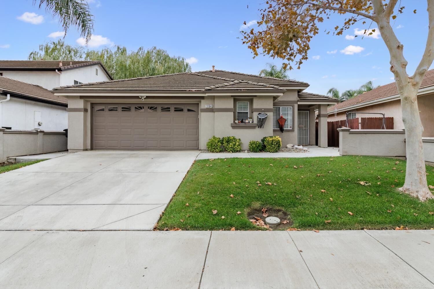 Property Photo: 1154 Kestrel Drive CA 95363