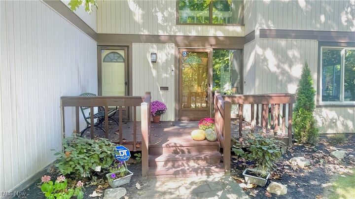 Property Photo: 3595 Runnymede Boulevard OH 44121