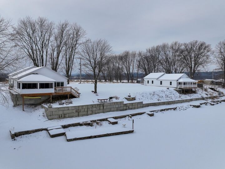 Property Photo:  46 Riverview Street  VT 05491 