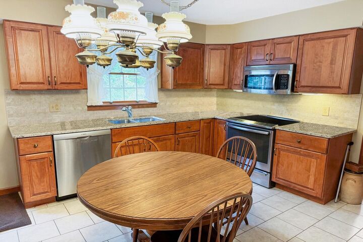 Property Photo:  27 Georgeanna Boulevard  VT 05701 