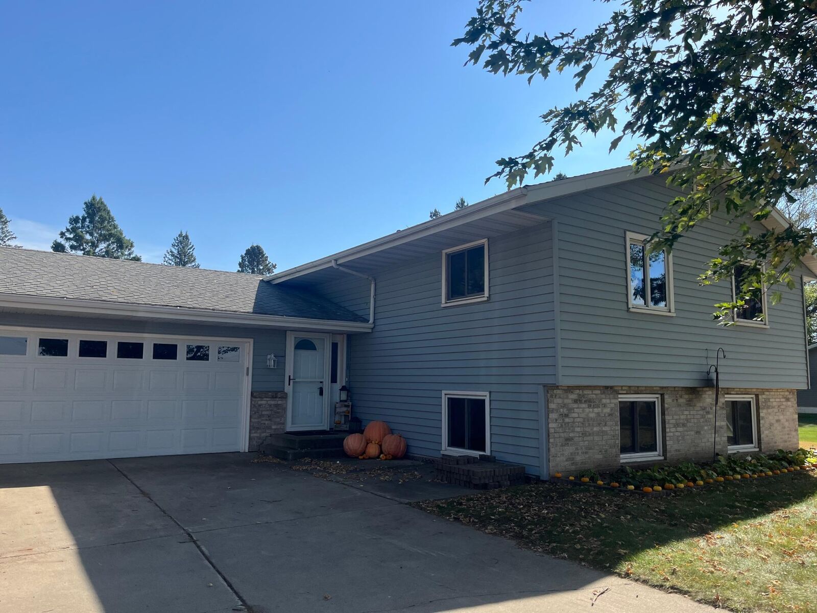 Property Photo:  22298 State Highway 15  MN 56301 