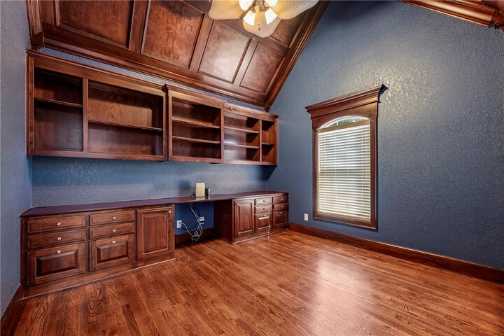 Property Photo:  1104 Edinburgh Avenue  AR 72713 