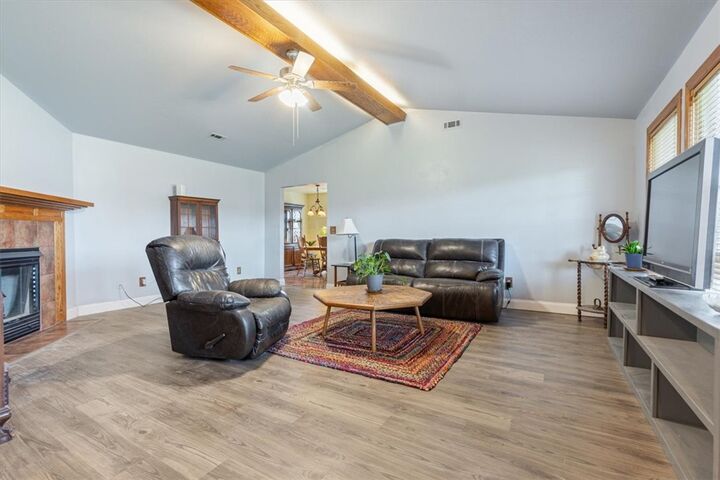 Property Photo:  513 N Old Wire Road  AR 72745 