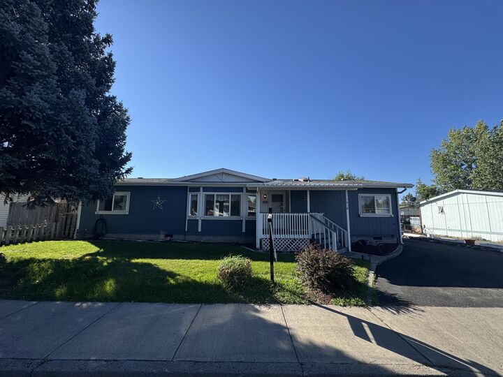 Property Photo:  1818 NW Fir Avenue  OR 97756