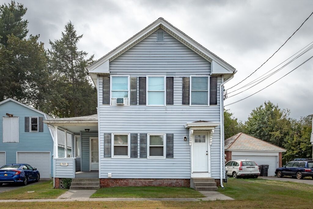 Property Photo:  262 Notre Dame St 1  MA 01085 