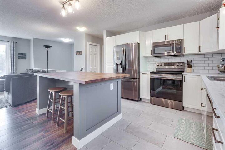 Property Photo:  96 Carpenter Street  AB T4P 2S1 