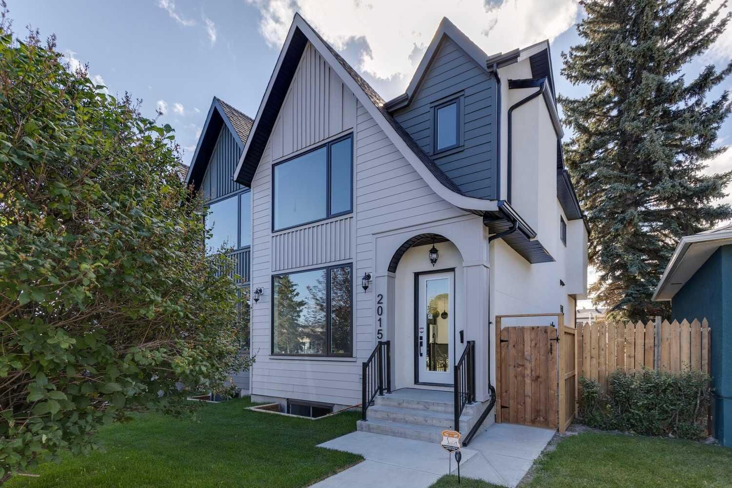 Photo de la propriété:  2015 23 Avenue NW  AB T2M 1W2 