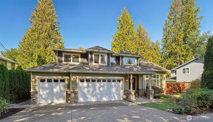 Property Photo:  961  Cedar Street  WA 98020 