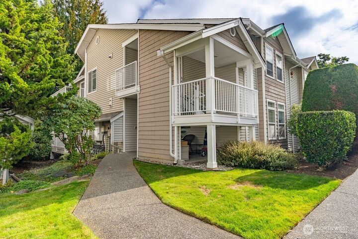 5400  Harbour Pointe Boulevard F201  Mukilteo WA 98275 photo