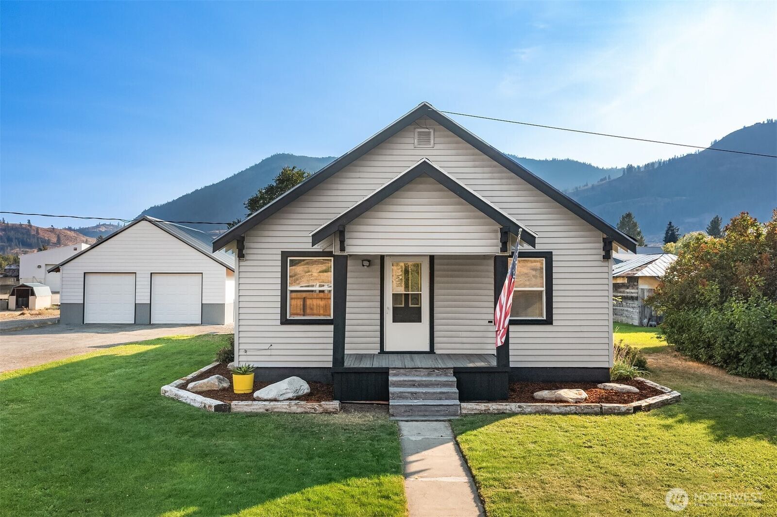 Property Photo:  1215  Methow Valley Hwy E  WA 98856 