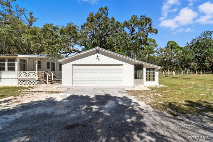 Property Photo: 7049 S Sonata Avenue FL 34446