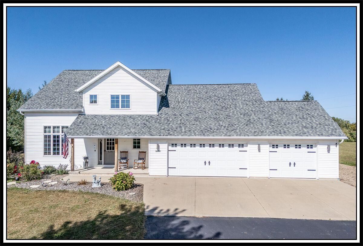 Property Photo:  W8512 Quiet Lane  WI 54944-9370 