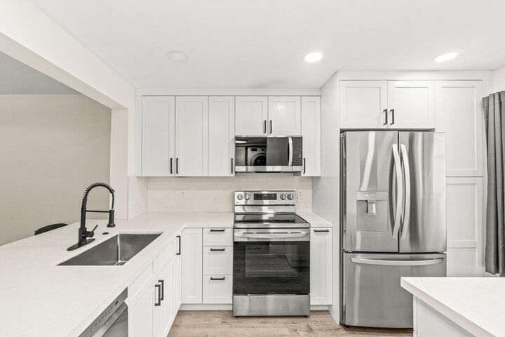 Property Photo:  2935 SW 22nd Avenue 1060  FL 33445 
