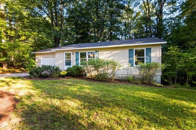 Property Photo:  1866 Pinewood Avenue  MI 49685 